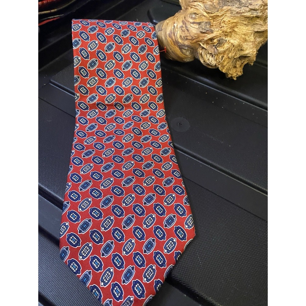 Resilio‎ Tie